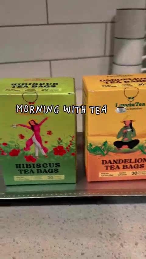Morning with tea: Hibiscus and Dandelion